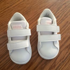 Adidas Grand Court Shoes, Toddler Size 5